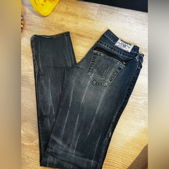 True Religion Jeans - Picture 1 of 2